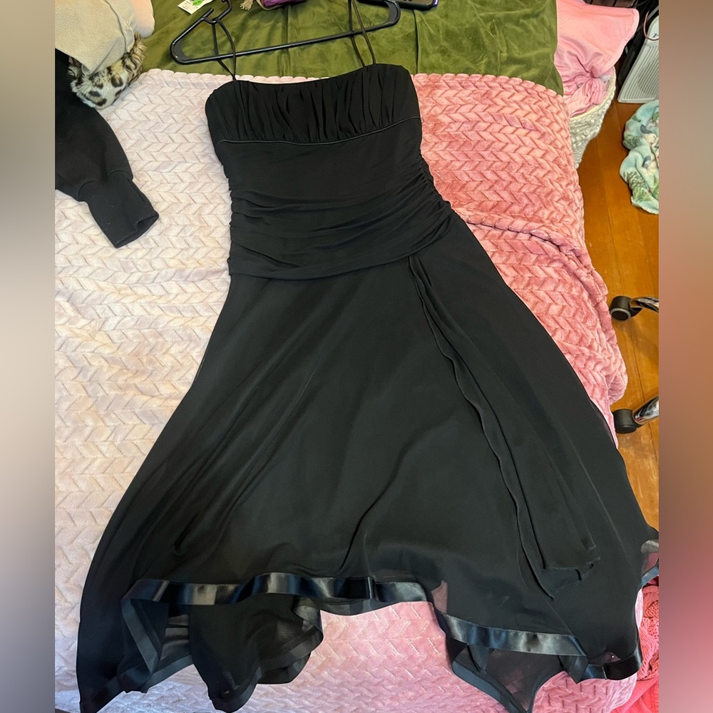 Vintage City Triangles Dress in Black (Medium)